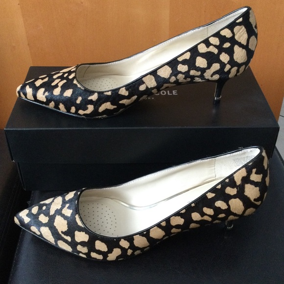 Kenneth Cole New York Riley 50 Pump Size:9 MED - Picture 4 of 11